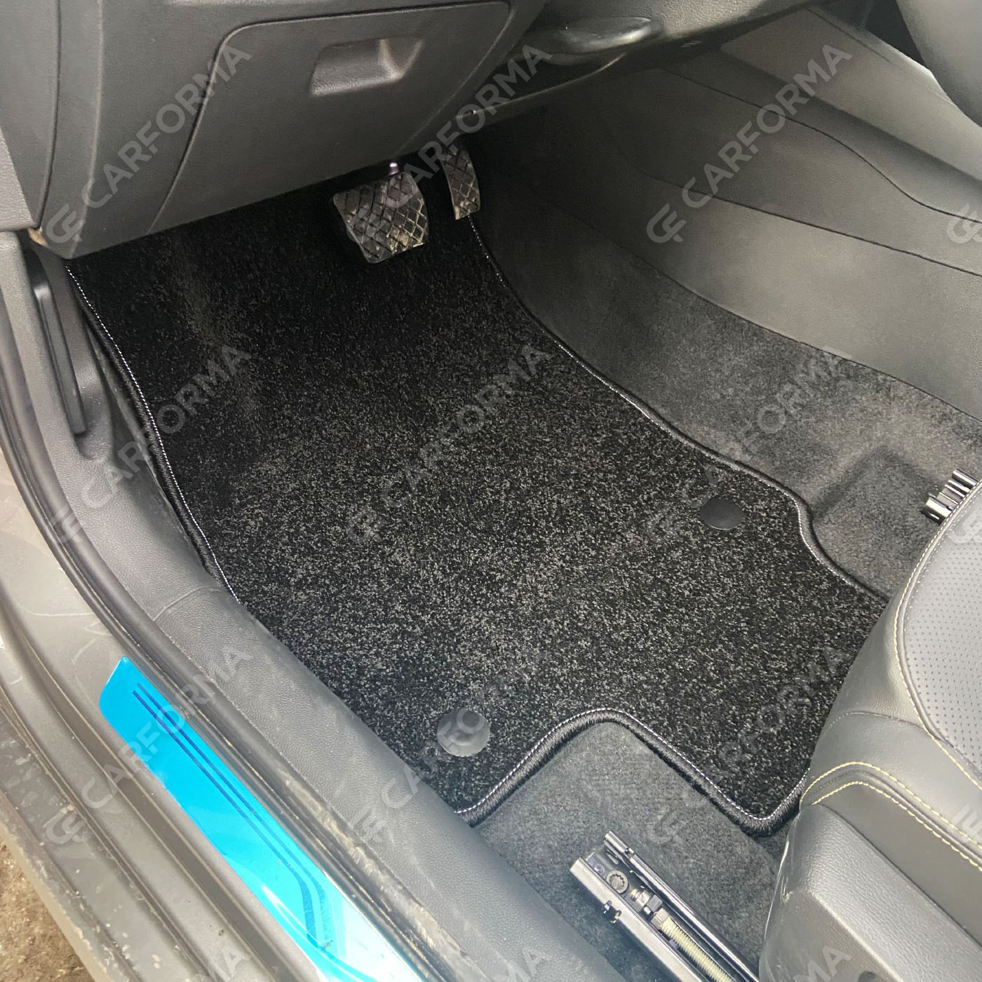 Ворсовые коврики на Audi Q2L 2016&nbsp;-&nbsp;2026 в Москве