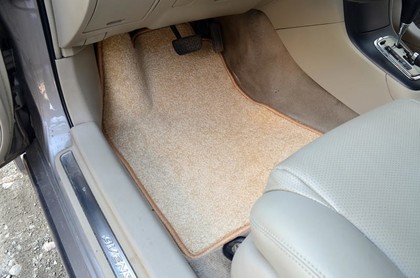 Коврики на Toyota Avensis II 2002 - 2008 в Москве