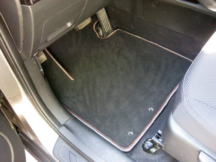 Коврики на KIA Sorento II 2009 - 2012 в Москве