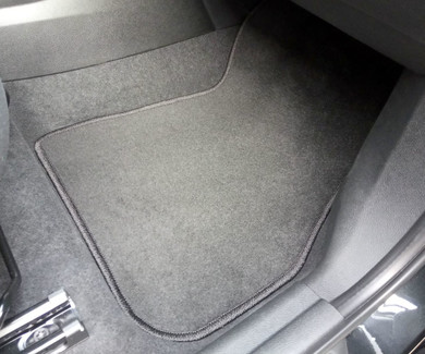 Коврики на BMW X1 (F48/F49) 2015 - 2022 в Москве