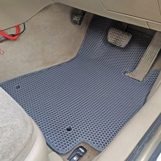 Коврики на Toyota Mark II Wagon Blit 2002 - 2007 в Москве
