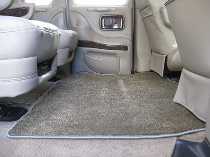 Ворсовые коврики на Chevrolet Express 2002 - 2019 в Москве