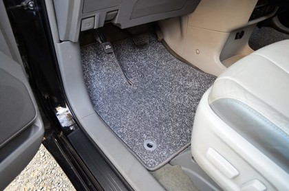 Ворсовые коврики на Toyota Sienna III 2010 - 2020 в Москве