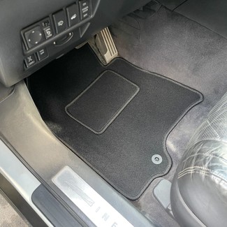 Ворсовые коврики на Infiniti QX70 2013 - 2019 в Москве