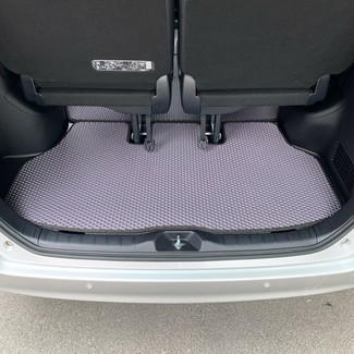 Коврики на Toyota Voxy (R80) 2014 - 2021 в Москве