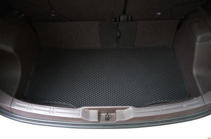 Коврики на Toyota Porte II 2012 - 2020 в Москве