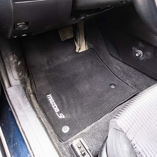 Ворсовые коврики на Mazda 3 2013 - 2019 в Москве