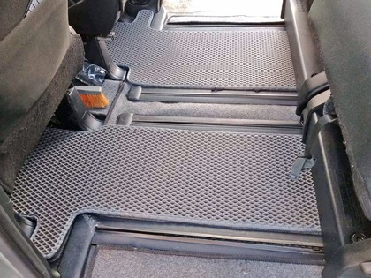 Коврики на Toyota Voxy (R80) 2014 - 2021 в Москве