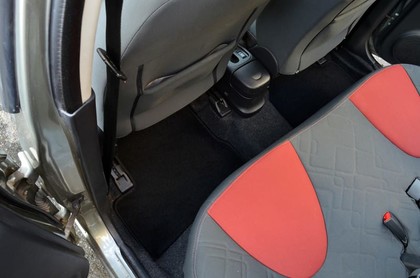 Ворсовые коврики на Nissan Micra (K12) 2003 - 2010 в Москве