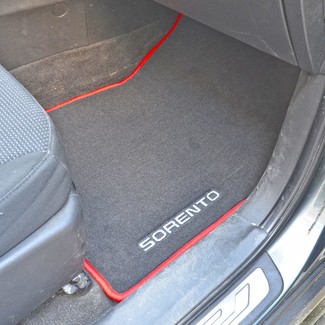 Ворсовые коврики на KIA Sorento II рестайлинг 2012 - 2021 в Москве