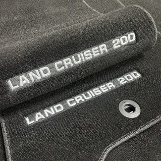 Коврики на Toyota Land Cruiser 200 2007 - 2021 в Москве