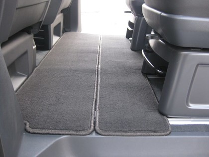 Коврики на Volkswagen Multivan (T5) 2003 - 2015 в Москве