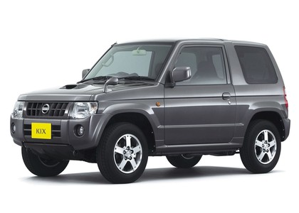 Коврики на Nissan Kix 2008 - 2012 в Москве