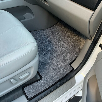 Ворсовые коврики на KIA Carnival III 9 мест и 11 мест 2014 - 2021 в Москве Ворсовые коврики на KIA Carnival III 9 мест и 11 мест 2014 - 2021 в Москве