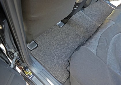 Ворсовые коврики на Toyota Land Cruiser Prado 150 2009 - 2023 в Москве