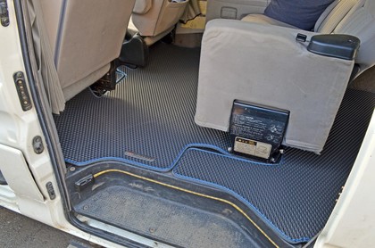 Коврики на Mitsubishi Delica 4 1994 - 2007 в Москве