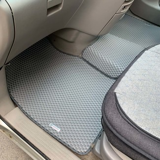 Коврики на Toyota Estima II 2000 - 2005 в Москве