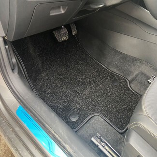 Ворсовые коврики на Audi Q2L 2016&nbsp;-&nbsp;2026 в Москве