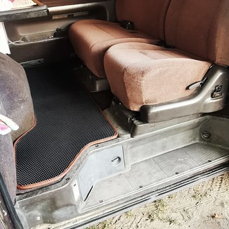 Ворсовые коврики на Toyota Hiace (H100) 1989 - 2005 в Москве