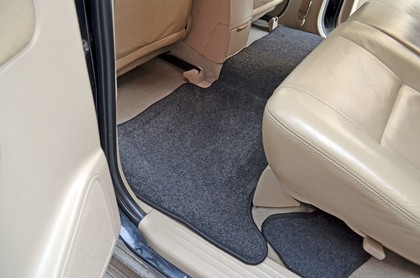 Ворсовые коврики на Toyota Fortuner I 2004 - 2015 в Москве