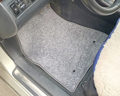 Коврики на Toyota Avensis II 2002 - 2008 в Москве