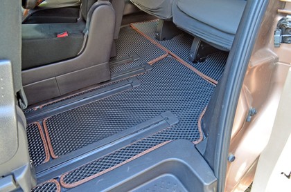 Ворсовые коврики на Nissan Serena (C26) 2010 - 2016 в Москве