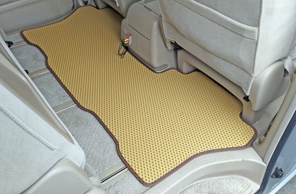 Коврики на Toyota Alphard (H10) 2002 - 2008 в Москве