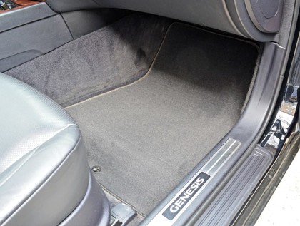 Коврики на Hyundai Genesis I 2008 - 2014 в Москве