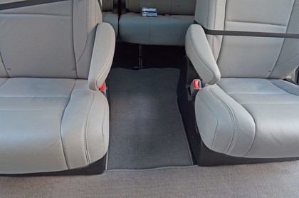 Ворсовые коврики на Toyota Sienna III 2010 - 2020 в Москве