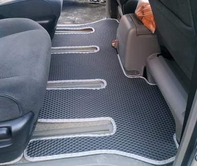 Коврики на Toyota Alphard (H10) 2002 - 2008 в Москве