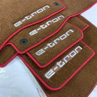 Ворсовые коврики на Audi Q8 e-tron 2022 - 2025 в Москве