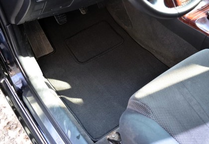 Ворсовые коврики на Toyota Camry Solara (XV20) 1998 - 2003 в Москве