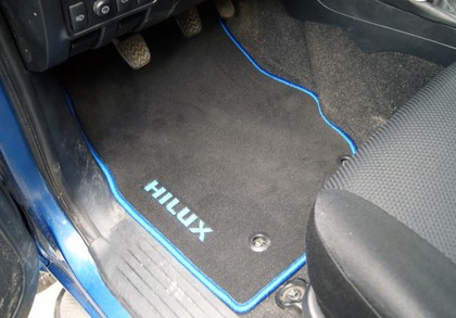 Коврики на Toyota Hilux VII 2008 - 2015 в Москве