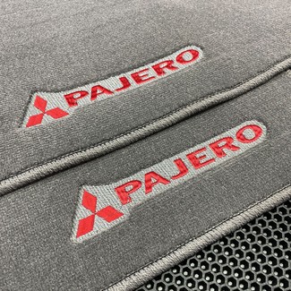 Коврики на Mitsubishi Pajero III 1999 - 2006 в Москве