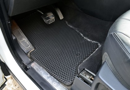 Коврики на Land Rover Range Rover Sport I 2005 - 2013 в Москве