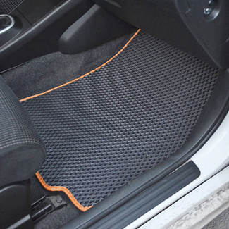 Ворсовые коврики на Nissan Tiida (C11) 2004 - 2014 в Москве