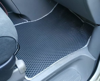Коврики на Toyota Alphard (H10) 2002 - 2008 в Москве