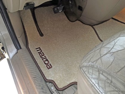 Ворсовые коврики на Mazda MPV II 1999 - 2006 в Москве