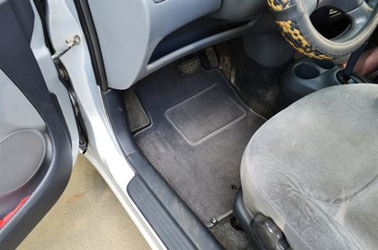 Коврики на Toyota Yaris I 1999 - 2005 в Москве