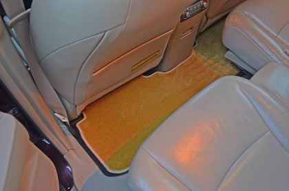 Коврики на Toyota Highlander II 2007 - 2013 в Москве