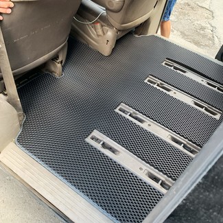 Ворсовые коврики на Dodge Caravan (RG) 2000 - 2007 в Москве