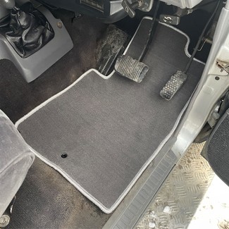 Коврики на Toyota Land Cruiser Prado 70 1984 - 2025 в Москве