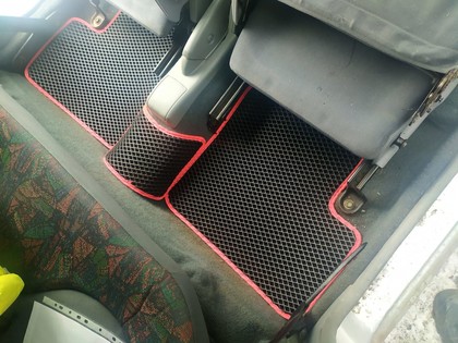 Ворсовые коврики на Nissan Micra (K11) 1992 - 2003 в Москве