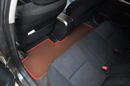 Коврики на Toyota Auris I 2006 - 2012 в Москве