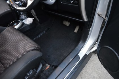 Ворсовые коврики на Toyota Ist I 2002 - 2007 в Москве