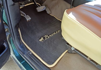 Ворсовые коврики на Ford Bronco 1979 - 1986 в Москве
