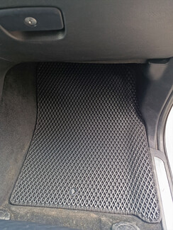 EVA коврики на Jeep Grand Cherokee (WK2) 2010 - 2022 в Москве EVA коврики на Jeep Grand Cherokee (WK2) 2010 - 2022 в Москве