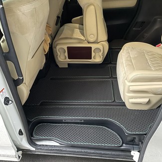 EVA коврики на Toyota Vellfire (H30) 2015 - 2023 в Москве