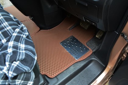 Ворсовые коврики на Nissan Serena (C26) 2010 - 2016 в Москве