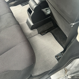 Ворсовые коврики на Nissan Tiida (C11) 2004 - 2014 в Москве